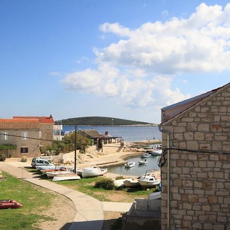 Apartments By The Sea Rukavac, Vis - 2478 Rukavac  Buitenkant foto