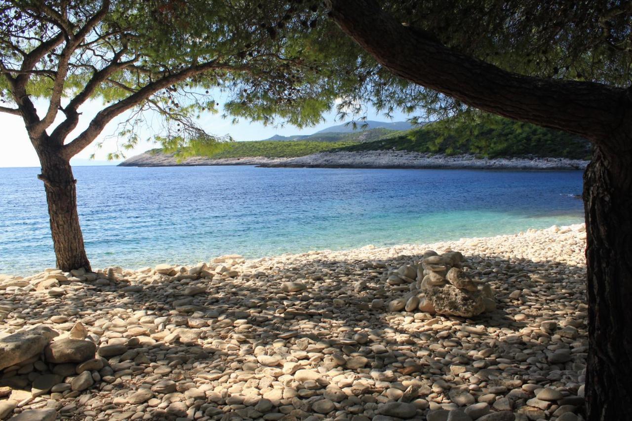 Apartments By The Sea Rukavac, Vis - 2478 Rukavac  Buitenkant foto