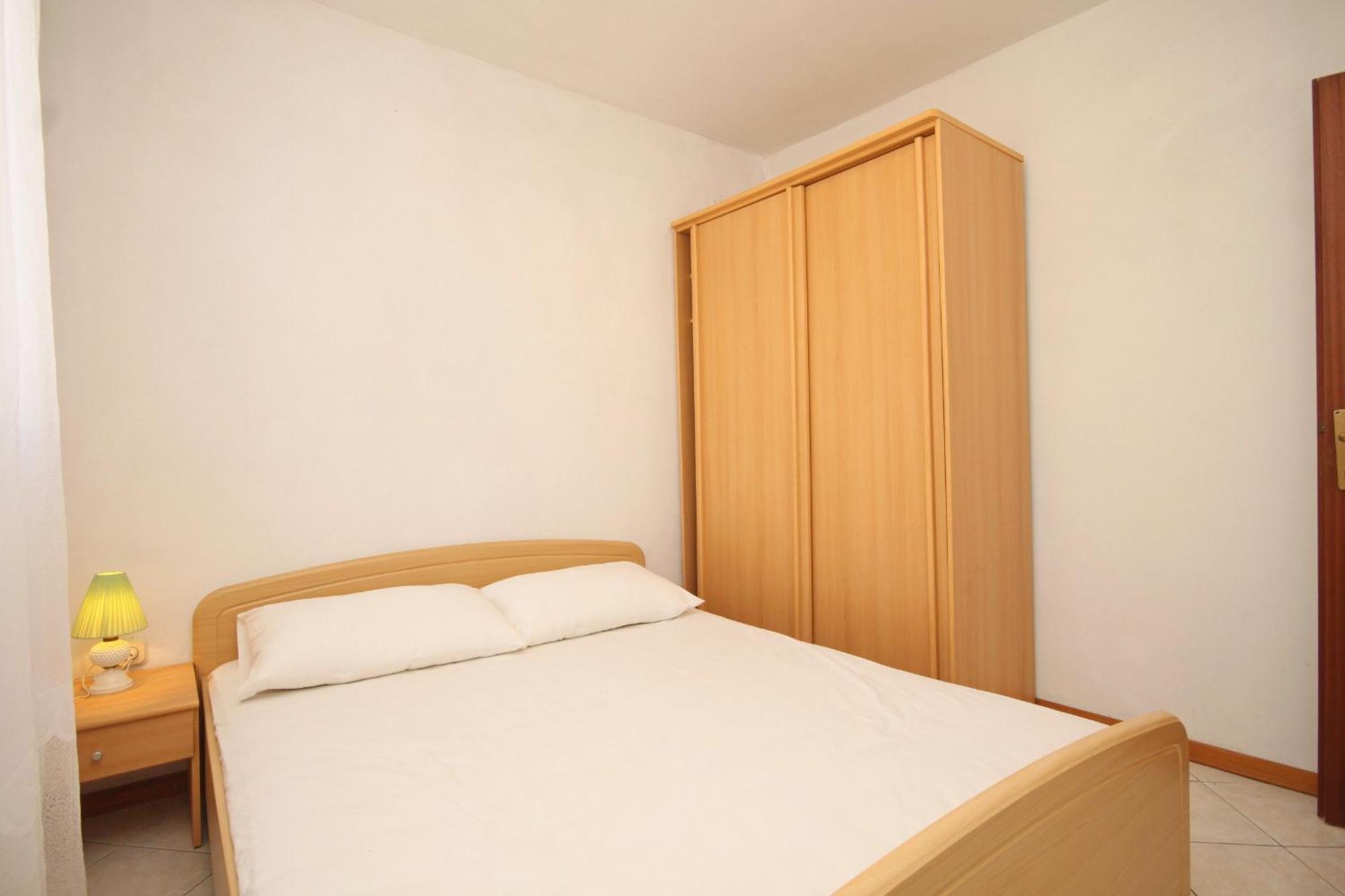 Apartments By The Sea Rukavac, Vis - 2478 Rukavac  Kamer foto